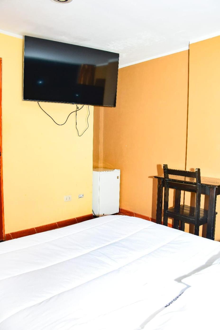 Hotel Santa Ana 阿亚库乔 外观 照片